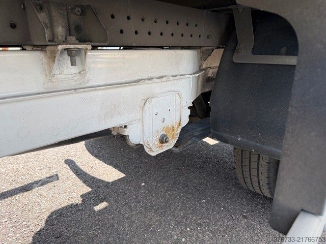 Transporter mit Koffer MAN TGE 5.160 4x2 SB ¤6E Klima Navi LBW