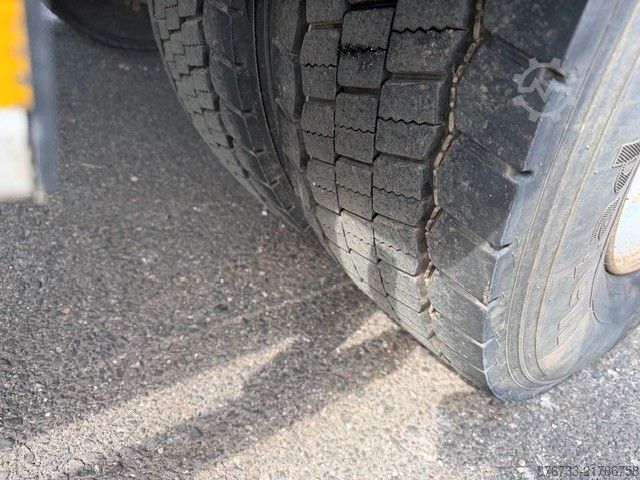 Flatbed truck with tarp IVECO ML160E25 ¤5 Blatt/Blatt manuell Klima