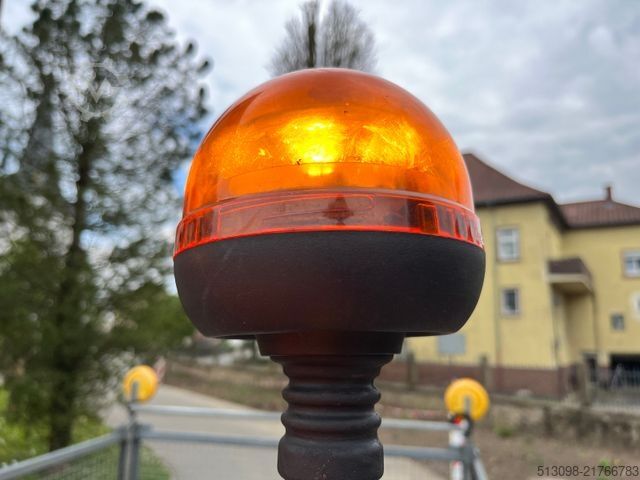 Transporter mit Kipper VW CRAFTER 2,0 TDI 4 MOTION DoKa 3-SEITENKIPPER AHK