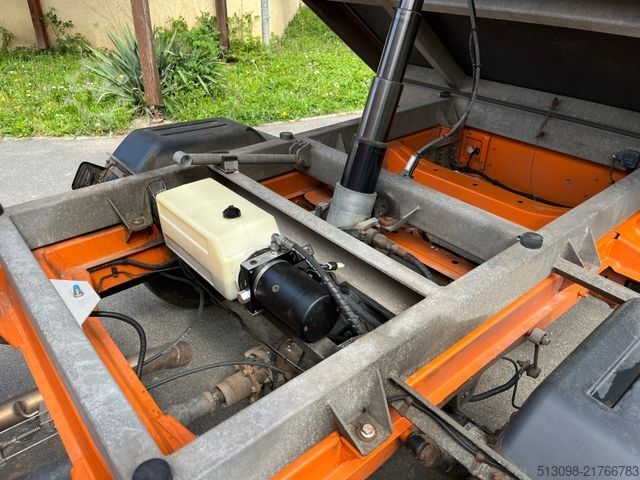 Transporter mit Kipper VW CRAFTER 2,0 TDI 4 MOTION DoKa 3-SEITENKIPPER AHK