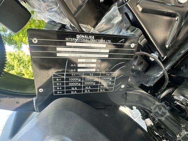 Tractor New Holland /Iseki/Kubota/Solis S26 9+9 Traktor