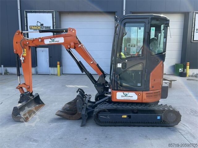 Mini excavator Hitachi ZX26U-6 (9989)
