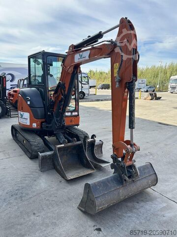 Mini excavator Hitachi ZX33U-6 (7740)