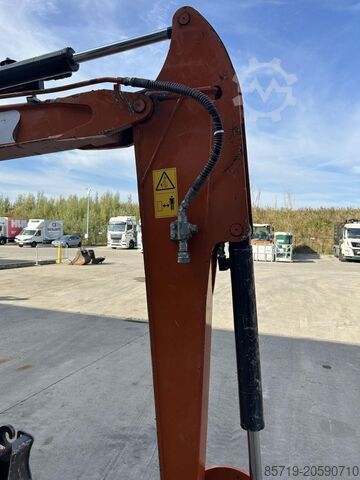 Mini excavator Hitachi ZX33U-6 (7740)