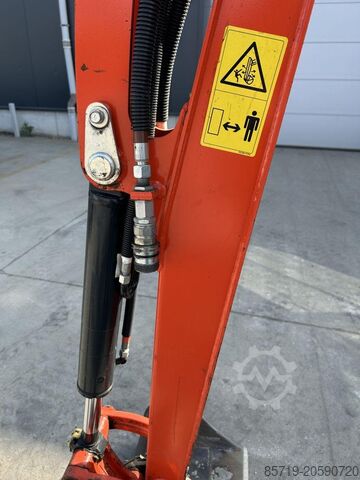Mini excavator Kubota KX019-4 (8684)