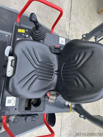 Dumper Wacker Neuson DW30 (8303)