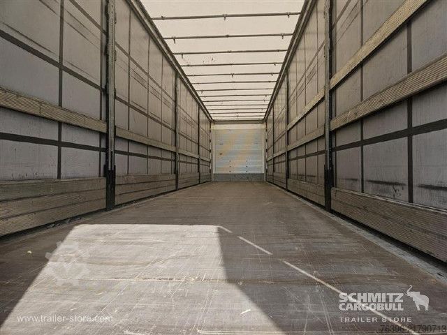 Open semitrailer with tarp Schmitz Cargobull Semitrailer Curtainsider Standard