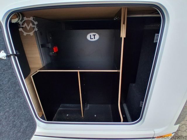 Teilintegriertes Wohnmobil NIESMANN+BISCHOFF Smove 6.9 B *UF-Klima*Gastank*Solar + WR*AHK*