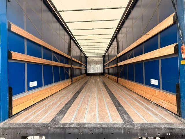 Auflieger mit Pritsche & Plane  Citysatte gelenkt Planen Auflieger mit LBW + ZWG