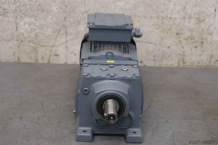 Geared motor 0.75 kW 43 rpm SEW-Eurodrive R37 DRSS0S4/Z