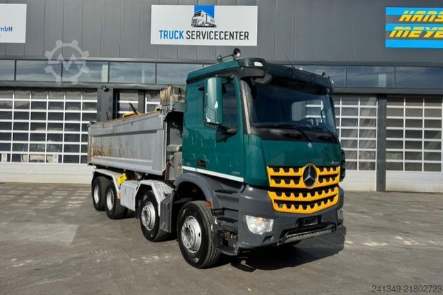 Tipper truck MERCEDES-BENZ Arocs 4151 8x4 Moser