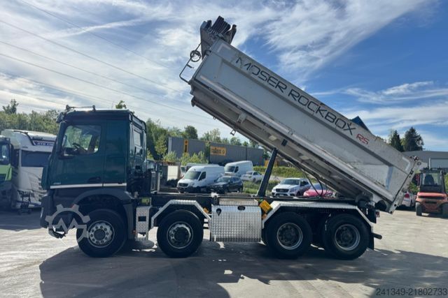 Tipper truck MERCEDES-BENZ Arocs 4151 8x4 Moser