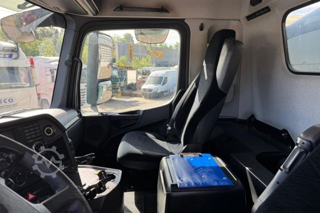 Tipper truck MERCEDES-BENZ Arocs 4151 8x4 Moser