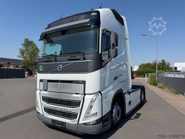 Hazardous materials truck VOLVO FH 500 XL Retarder ADR - PTO