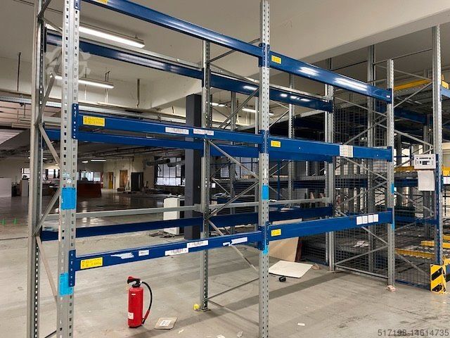 High-bay warehouse  