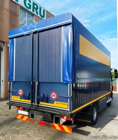 Truck with tarpaulin cover DAF L45.180