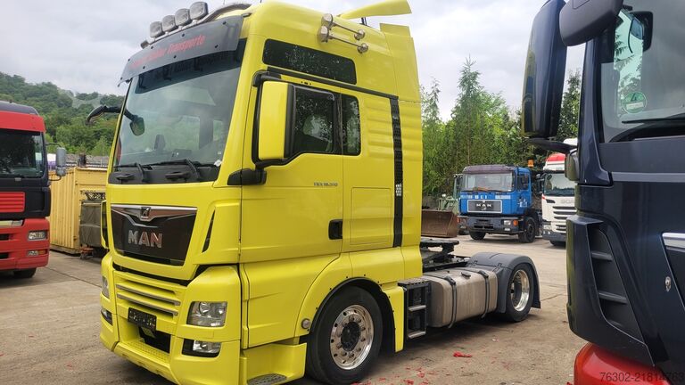 Volume truck tractor MAN 18.510 XXLMega 2Tank Standkli Hubkupplun