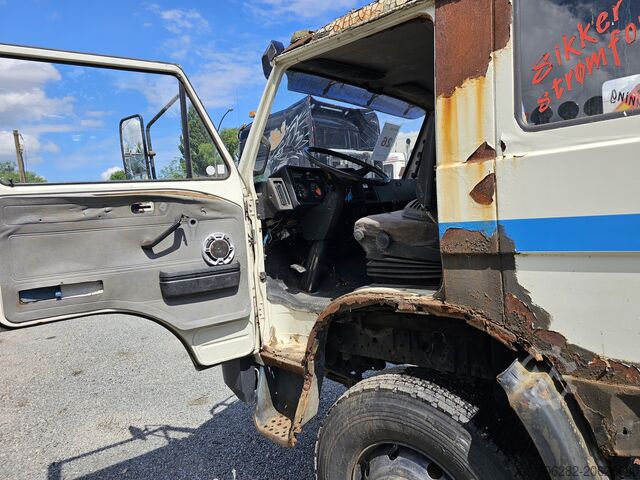 Truck with flatbed (open) MAN VW-MAN 8.150 FAE G90 4x4 Doppelkabine