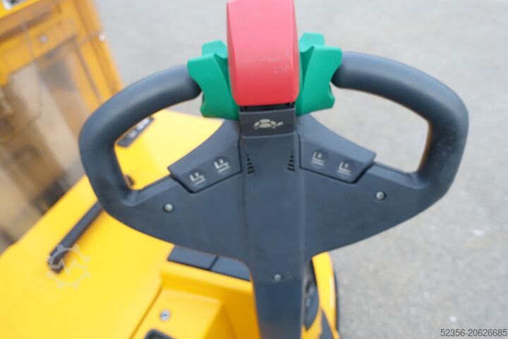 Pallet stacker Jungheinrich EJD 220 Elektro Hochhubwagen Ameise