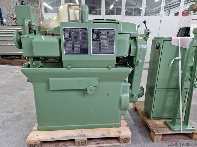 Automatic bar lathe INDEX DG12