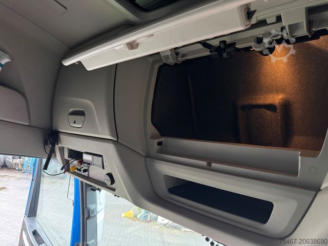 Heavy-duty truck IVECO AS440S48TX/P GGVS Spezial Edition