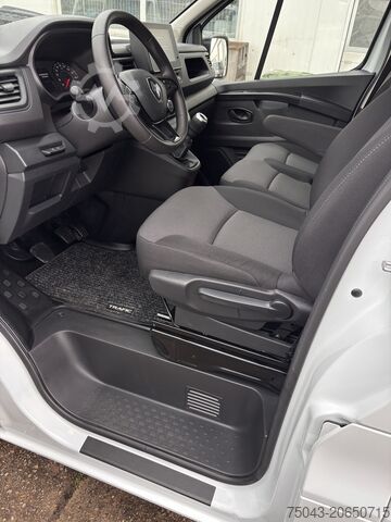 Box van Renault Trafic 2.0 Blue DCI*Klima*Temp*40Tkm*1.H