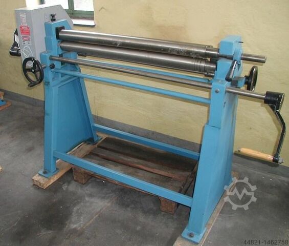 Dreiwalzen-Rundbiegemaschine AKYAPAK 1030 x 70