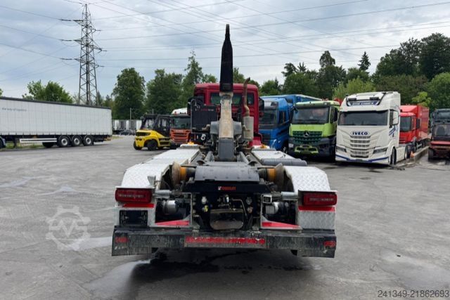 Roll-off tipper truck MAN TGS 35.480 10x4 Hiab 26T