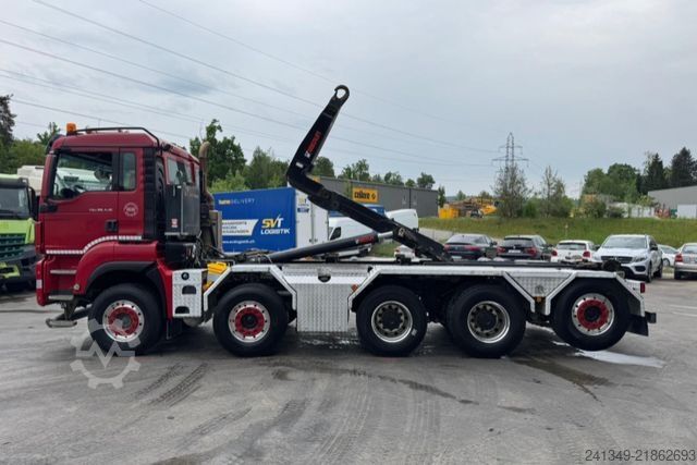 Roll-off tipper truck MAN TGS 35.480 10x4 Hiab 26T