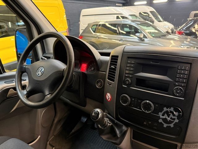 High top van VOLKSWAGEN Crafter Kasten L2H2 Klima Tempomat AHK 2.Hand