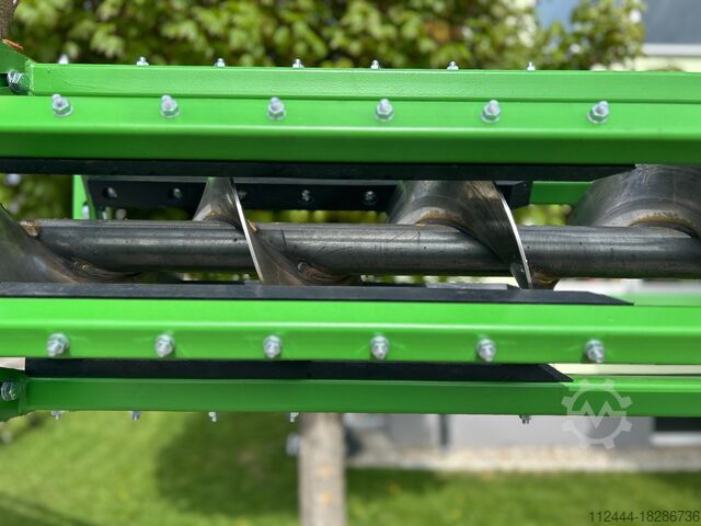 Filling system wood chips filling auger Löttner Maschinenbau