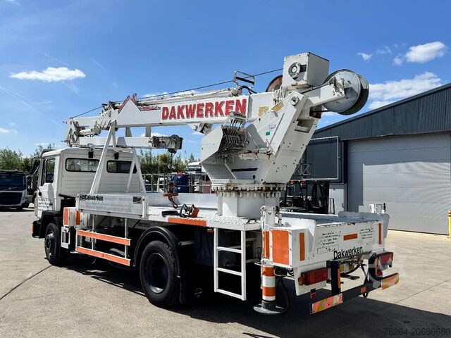 Crane truck MAN 18t + Böcker AK 30/1000