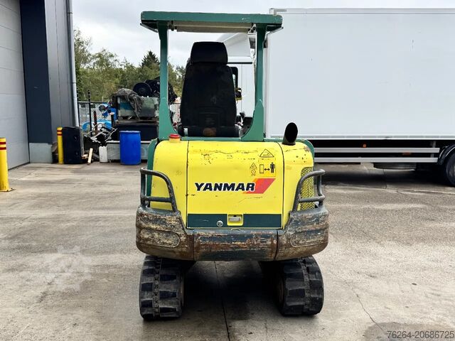 Mini excavator Yanmar B25V snelwissel + 2 bakken