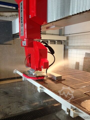 CNC-Schneide- und Profilierzentrum NOAT NOAT RAPIDA 725