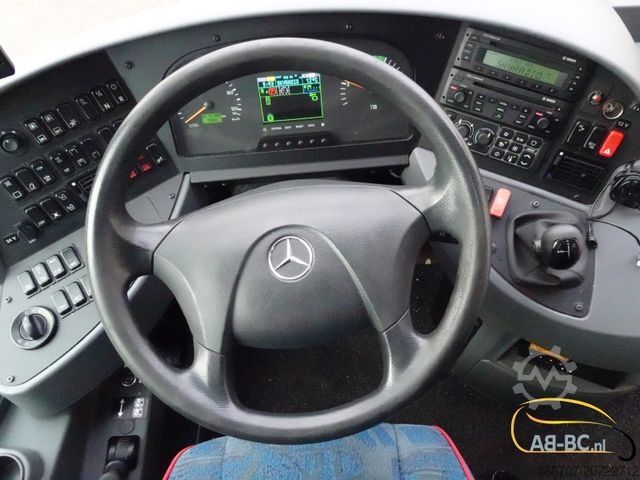 Motor coach MERCEDES-BENZ Tourismo RHD - 52 Sitze EURO 6