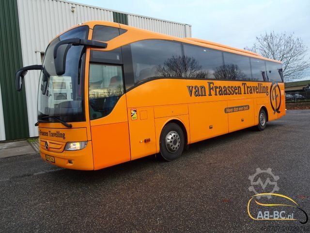 Motor coach MERCEDES-BENZ Tourismo RHD - 52 Sitze EURO 6