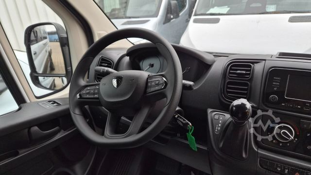 Minibus FIAT Fiat Ducato 9 Sitzer Systemboden Rolli Stock