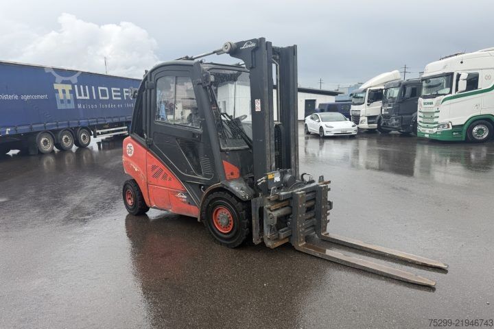 Gabelstapler  H30D-02 Stapler /  Swiss-Vehicle