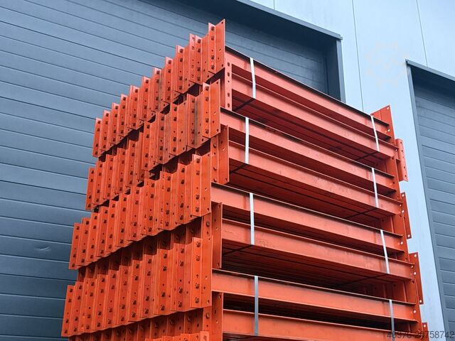 Hochregallager Palettenregaltraverse SSI Schäfer PR600 / INP: 80 x 42 mm lichte Weite: 1.200 mm