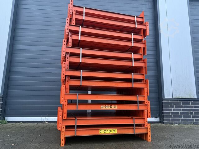 Hochregallager Palettenregaltraverse SSI Schäfer PR600 / INP: 80 x 42 mm lichte Weite: 1.200 mm