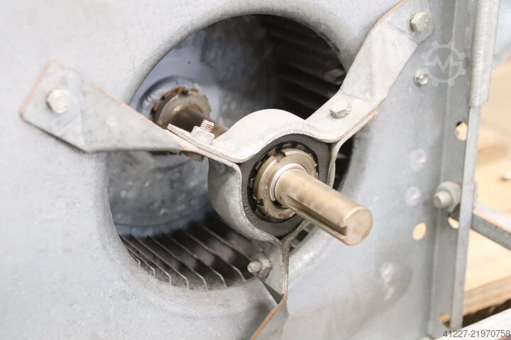 Extraction fan 0.4/0.1 kW 1390/690 rpm unbekannt Lüfterrad 2x Ø 200 x 80 mm