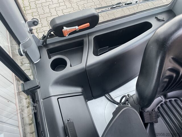 Electric 4-wheel forklift STILL RX60-25 | Neue Bereifung vorne | 4K Joystick