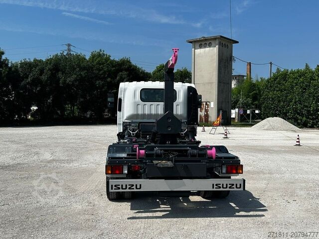 Abrollkipper ISUZU ISUZU P75 NUOVO SCARRABILE