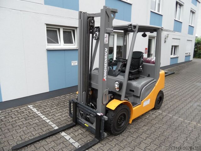 Treibgasstapler Jungheinrich TFG 425s - Beleuchtung - Dachscheibe