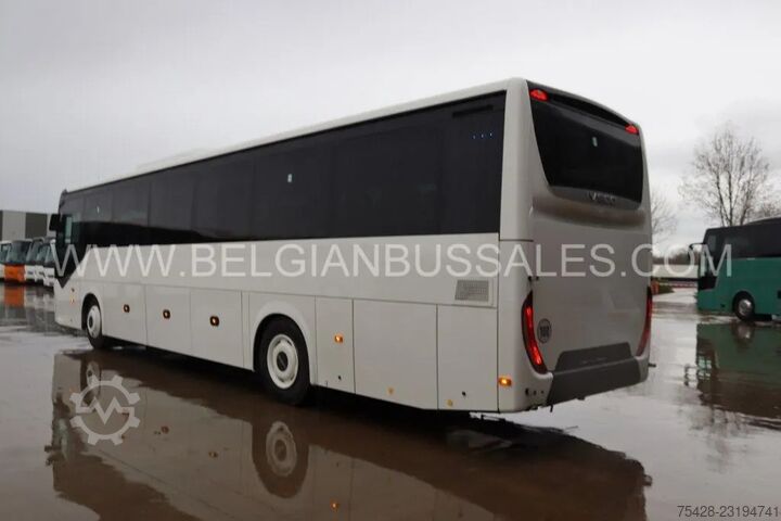 Iveco Evadys 12m / Rear door / 3-point seat belts / NEW!! / 5X UNITS Iveco Evadys 12m / Rear door / 3-point seat belts / N...