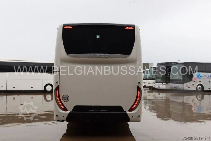Iveco Evadys 12m / Rear door / 3-point seat belts / NEW!! / 5X UNITS Iveco Evadys 12m / Rear door / 3-point seat belts / N...
