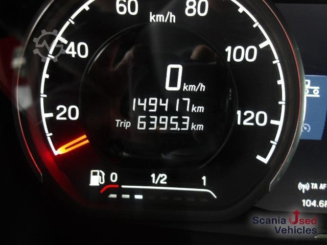 LKW mit Getränkeaufbau Scania G 360 B6x2*4NB / Full Air / Schwenkwand / 19 Pal.