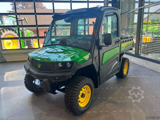 John Deere Gator XUV875M *Diesel* John Deere Gator XUV875M *Diesel*