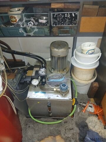 Gewinderollmaschine Thommen G 07 PR - 07