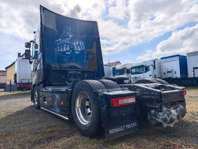 Standard tractor unit RENAULT T520 High Edition Show Truck Vollausstatt.